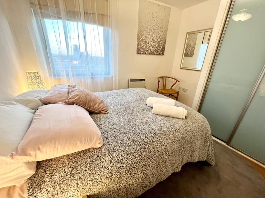 Cosy Flat Right Opp Tube Station Leilighet London Eksteriør bilde