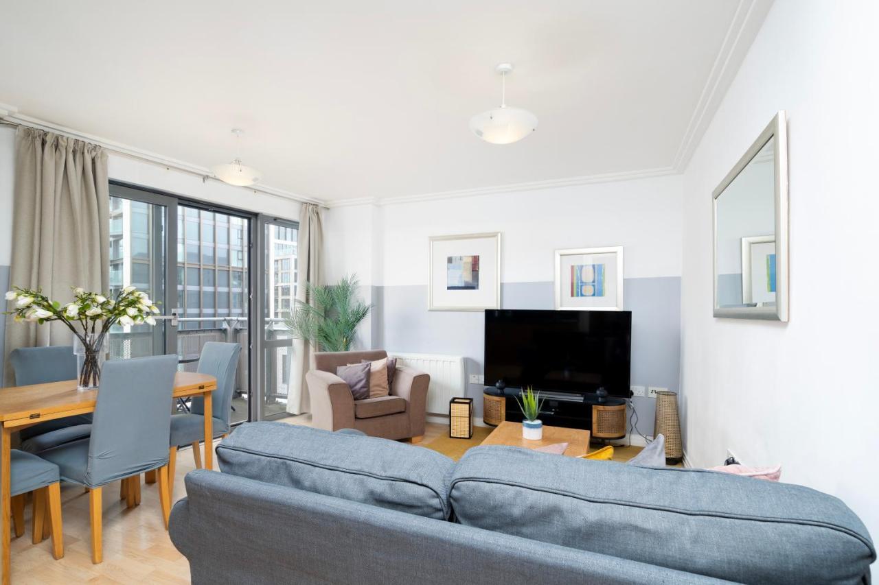 Cosy Flat Right Opp Tube Station Leilighet London Eksteriør bilde